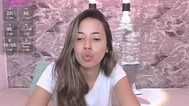 Snapshot of Danny_Ninaa chatting on February 4, 2025, 2:43 pm Danny Ninaa online show from February 4, 2025, 2:43 pm