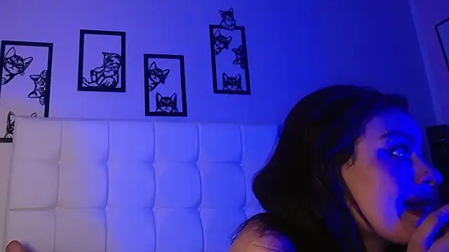 Snapshot of naty_luvinn chatting on October 26, 2025, 12:16 am naty luvinn online show from October 26, 2025, 12:16 am