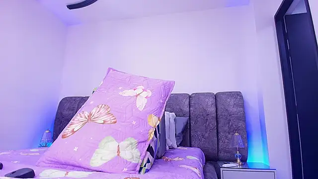 sweegirl69 online show from January 16, 2026, 12:09 pm