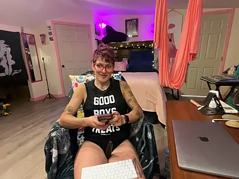 kinkycanner online show from March 10, 2026, 1:54 am