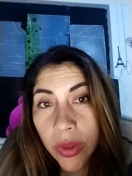 Snapshot of Camila_latina_0 chatting on September 16, 2025, 4:46 am Camila latina 0 online show from September 16, 2025, 4:46 am