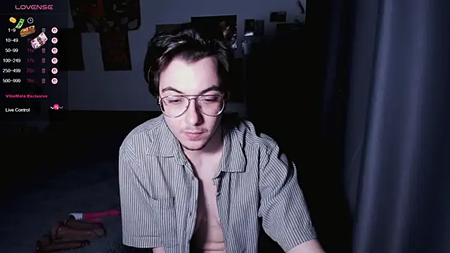 tyler bergg online show from July 4, 2026, 7:53 pm