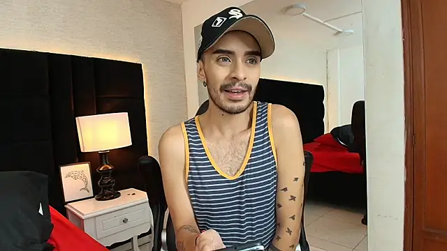 HairyDiamond  online show from September 14, 2025, 7:35 pm