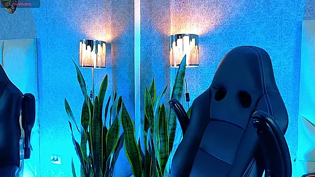 HairyDiamond  online show from September 24, 2025, 8:12 pm