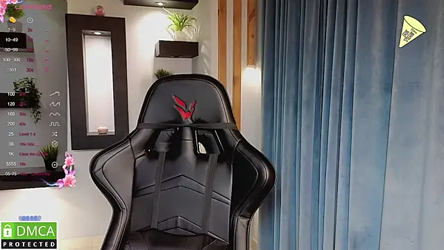 Roxy foxi online show from September 22, 2025, 12:12 am