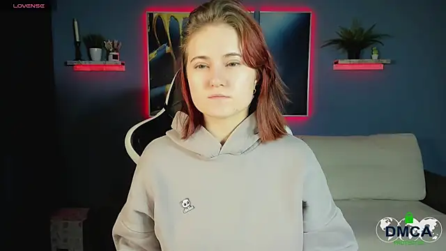 Roxy foxi online show from November 21, 2025, 1:04 am