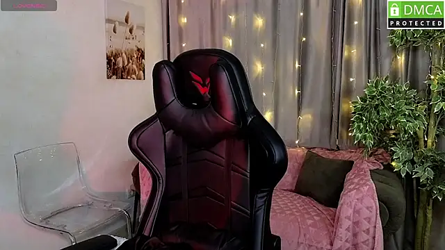 Roxy foxi online show from November 24, 2025, 1:05 am