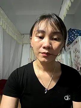 Almond-cute online show from September 8, 2025, 4:39 pm