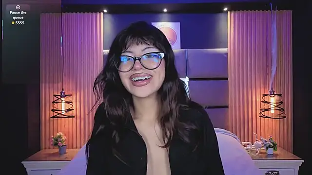 AlanaWalker9 online show from January 12, 2026, 3:45 am