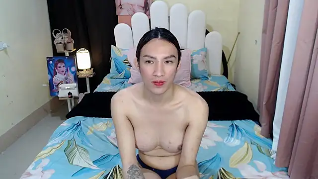 Snapshot of AmandaTheMonsterCock chatting on October 12, 2025, 3:33 pm AmandaTheMonsterCock online show from October 12, 2025, 3:33 pm