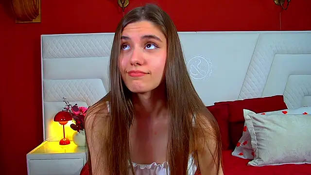 ArianaAllens online show from May 5, 2026, 6:16 pm