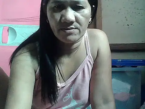 Snapshot of hotmama_063 chatting on September 23, 2025, 6:38 am hotmama 063 online show from September 23, 2025, 6:38 am