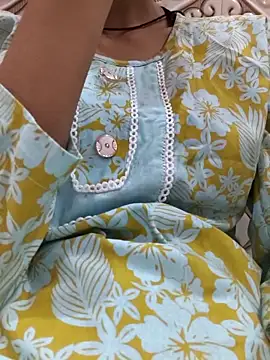 Snapshot of Aidakhan1212 chatting on March 18, 2026, 4:54 pm Aidakhan1212 online show from March 18, 2026, 4:54 pm