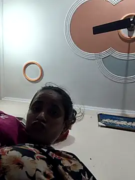 Snapshot of Aidakhan1212 chatting on March 21, 2026, 11:37 am Aidakhan1212 online show from March 21, 2026, 11:37 am