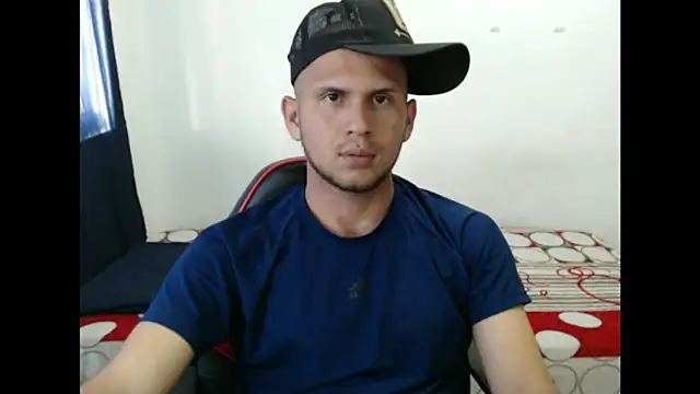 maik 135 online show from October 19, 2025, 9:48 pm