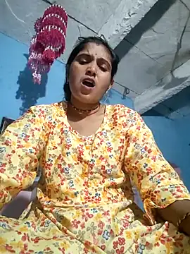 Snapshot of LUCKY_cut chatting on September 25, 2025, 4:00 pm LUCKY cut online show from September 25, 2025, 4:00 pm