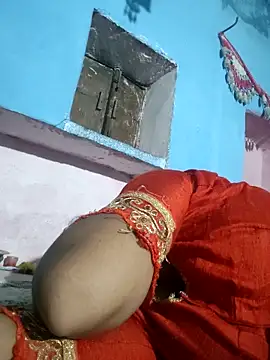 Snapshot of LUCKY_cut chatting on September 26, 2025, 10:03 pm LUCKY cut online show from September 26, 2025, 10:03 pm