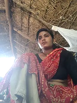 Snapshot of LUCKY_cut chatting on October 5, 2025, 4:33 am LUCKY cut online show from October 5, 2025, 4:33 am