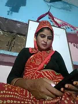 Snapshot of LUCKY_cut chatting on October 14, 2025, 2:51 pm LUCKY cut online show from October 14, 2025, 2:51 pm