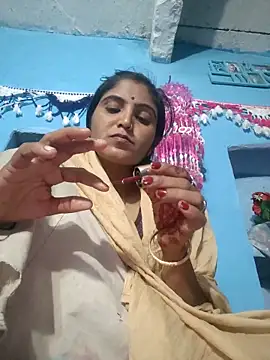 Snapshot of LUCKY_cut chatting on October 20, 2025, 4:51 pm LUCKY cut online show from October 20, 2025, 4:51 pm