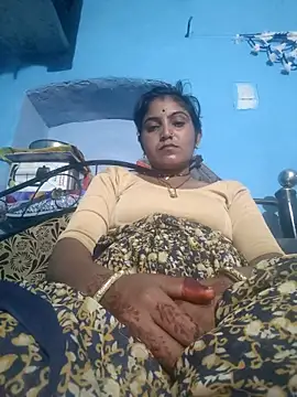 Snapshot of LUCKY_cut chatting on October 21, 2025, 11:05 pm LUCKY cut online show from October 21, 2025, 11:05 pm