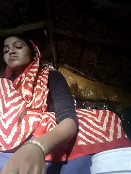 Snapshot of LUCKY_cut chatting on October 30, 2025, 2:24 am LUCKY cut online show from October 30, 2025, 2:24 am