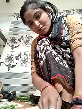 LUCKY cut online show from May 9, 2026, 2:50 am