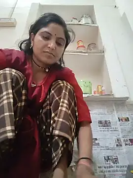 Snapshot of LUCKY_cut chatting on July 29, 2026, 1:59 am LUCKY cut online show from July 29, 2026, 1:59 am