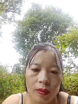 samsam-bae online show from September 10, 2025, 1:49 am