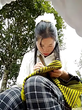 samsam-bae online show from September 27, 2025, 4:17 am