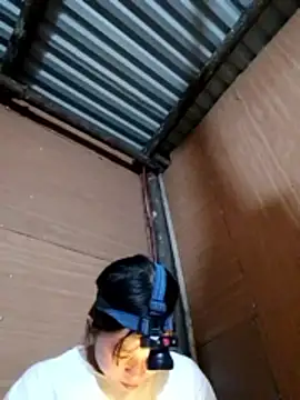 samsam-bae online show from October 13, 2025, 2:39 pm