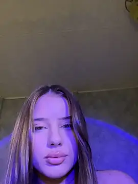 Snapshot of Immy_Megan chatting on September 12, 2025, 7:47 pm Immy Megan online show from September 12, 2025, 7:47 pm