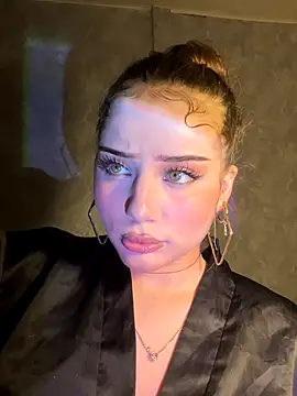 Snapshot of Immy_Megan chatting on October 1, 2025, 2:01 pm Immy Megan online show from October 1, 2025, 2:01 pm