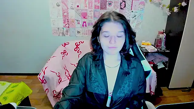 Snapshot of Acid_Kate chatting on October 4, 2025, 12:41 am Acid Kate online show from October 4, 2025, 12:41 am