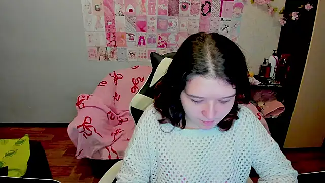 Snapshot of Acid_Kate chatting on October 5, 2025, 12:20 am Acid Kate online show from October 5, 2025, 12:20 am