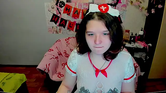 Snapshot of Acid_Kate chatting on October 23, 2025, 12:10 am Acid Kate online show from October 23, 2025, 12:10 am