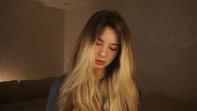 MarlinVarian online show from September 29, 2025, 4:12 pm