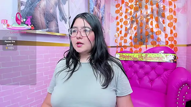 Snapshot of Dulce_meow chatting on October 18, 2025, 11:44 am Dulce meow online show from October 18, 2025, 11:44 am