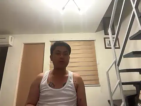 mateo012920 online show from May 9, 2026, 1:49 pm