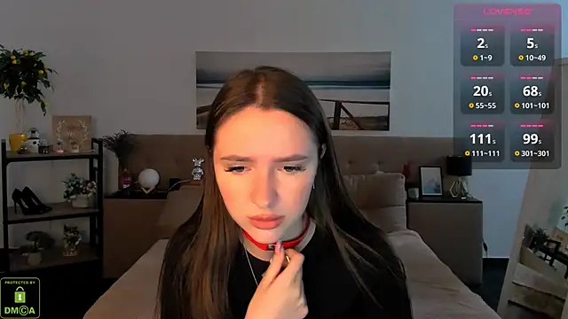 Snapshot of WildHoneyXO chatting on September 24, 2025, 6:06 am WildHoneyXO online show from September 24, 2025, 6:06 am