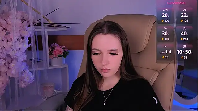 Snapshot of WildHoneyXO chatting on October 26, 2025, 7:03 am WildHoneyXO online show from October 26, 2025, 7:03 am