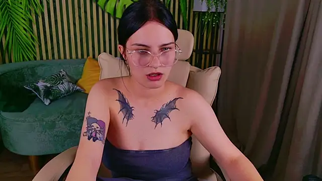 Snapshot of Angel_Braun chatting on September 27, 2025, 10:15 pm Angel Braun online show from September 27, 2025, 10:15 pm