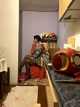 Snapshot of vikinylon chatting on September 26, 2025, 10:47 pm vikinylon online show from September 26, 2025, 10:47 pm