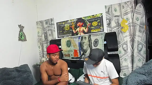 Venezuelan threesome online show from September 10, 2025, 1:49 am