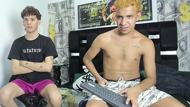 Venezuelan threesome online show from September 14, 2025, 11:48 pm