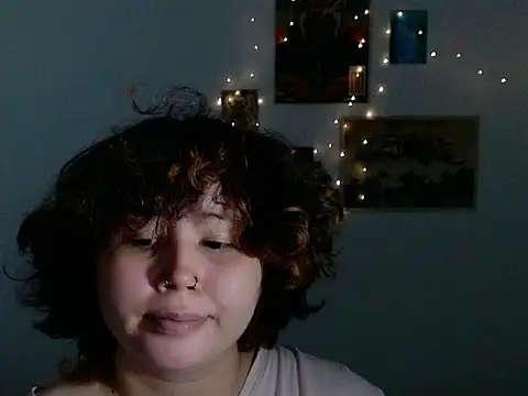 Snapshot of WendyMonet chatting on July 15, 2026, 4:07 am WendyMonet online show from July 15, 2026, 4:07 am