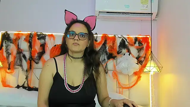 Snapshot of LilithValmare chatting on October 29, 2025, 2:58 am LilithValmare online show from October 29, 2025, 2:58 am