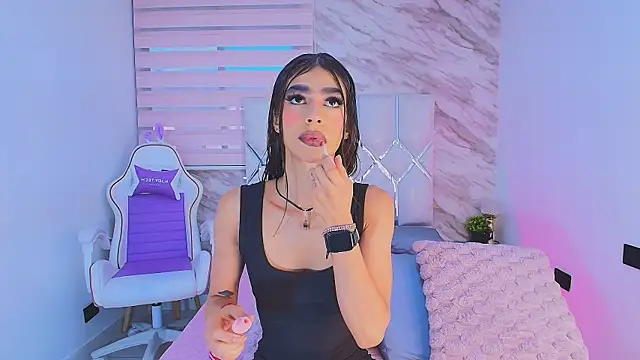 Snapshot of collet_1 chatting on July 11, 2026, 12:08 pm collet 1 online show from July 11, 2026, 12:08 pm