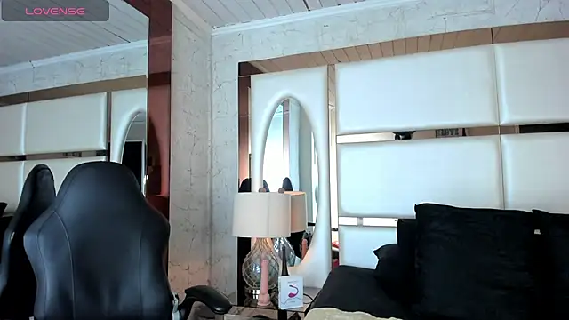 Ely09  online show from February 24, 2026, 2:04 pm