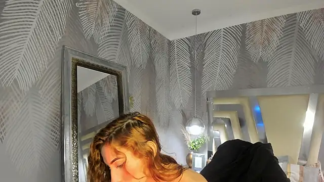 ValerySkinnyy online show from May 14, 2026, 3:35 am